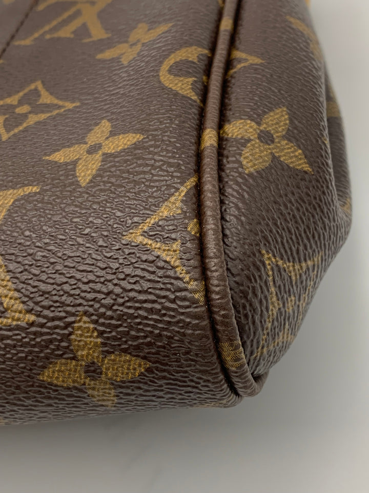 Louis Vuitton Monogram Favorite MM