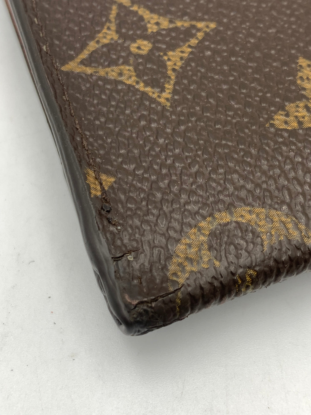 Louis Vuitton Monogram Bi-Fold Card Holder