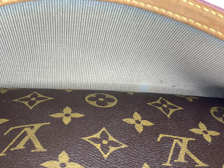 Louis Vuitton Monogram Reporters Bag