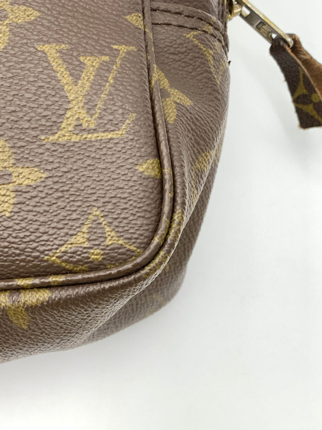 Louis Vuitton Monogram Toiletry Pouch 27