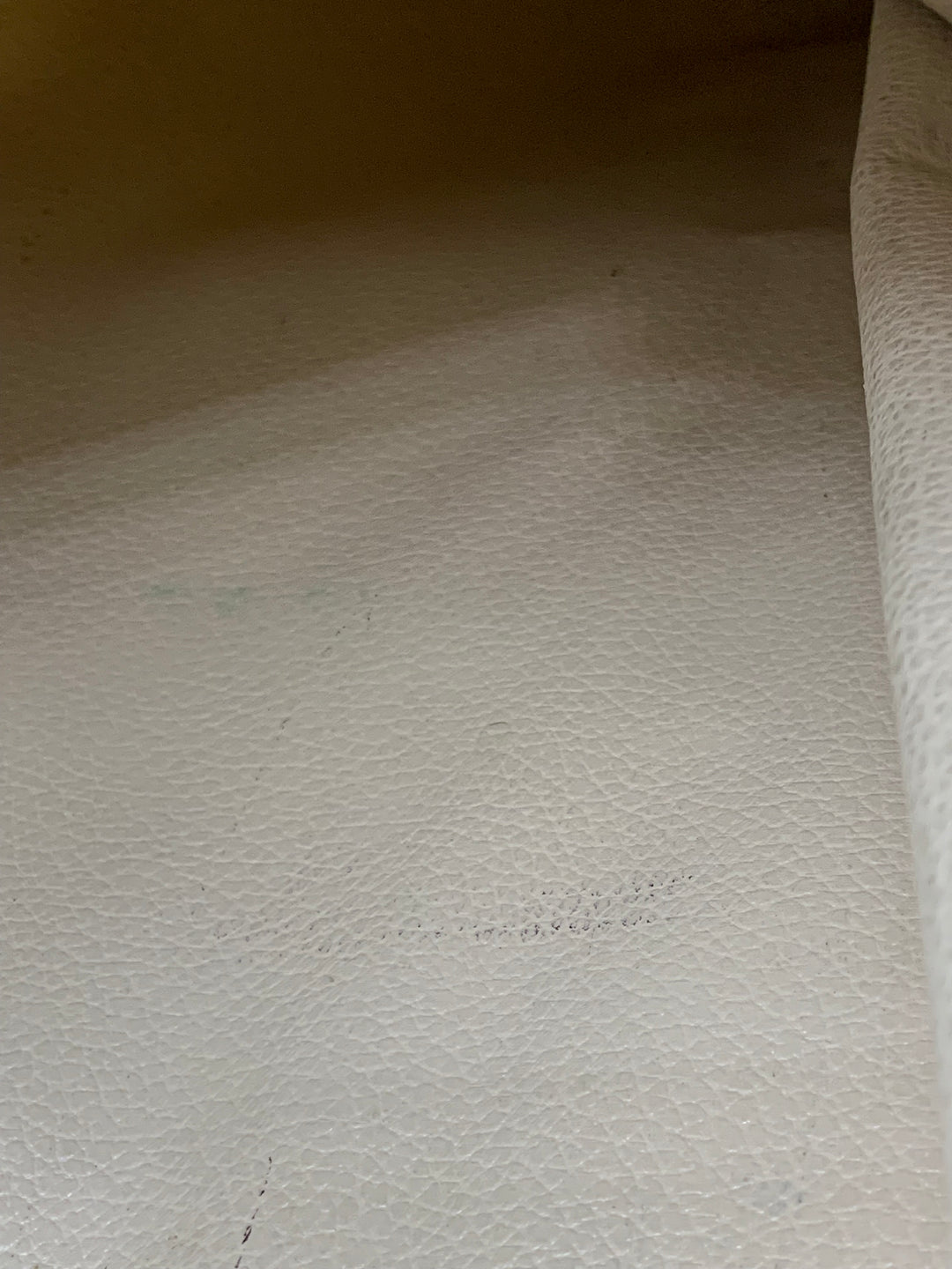 Louis Vuitton Monogram Sac Plat