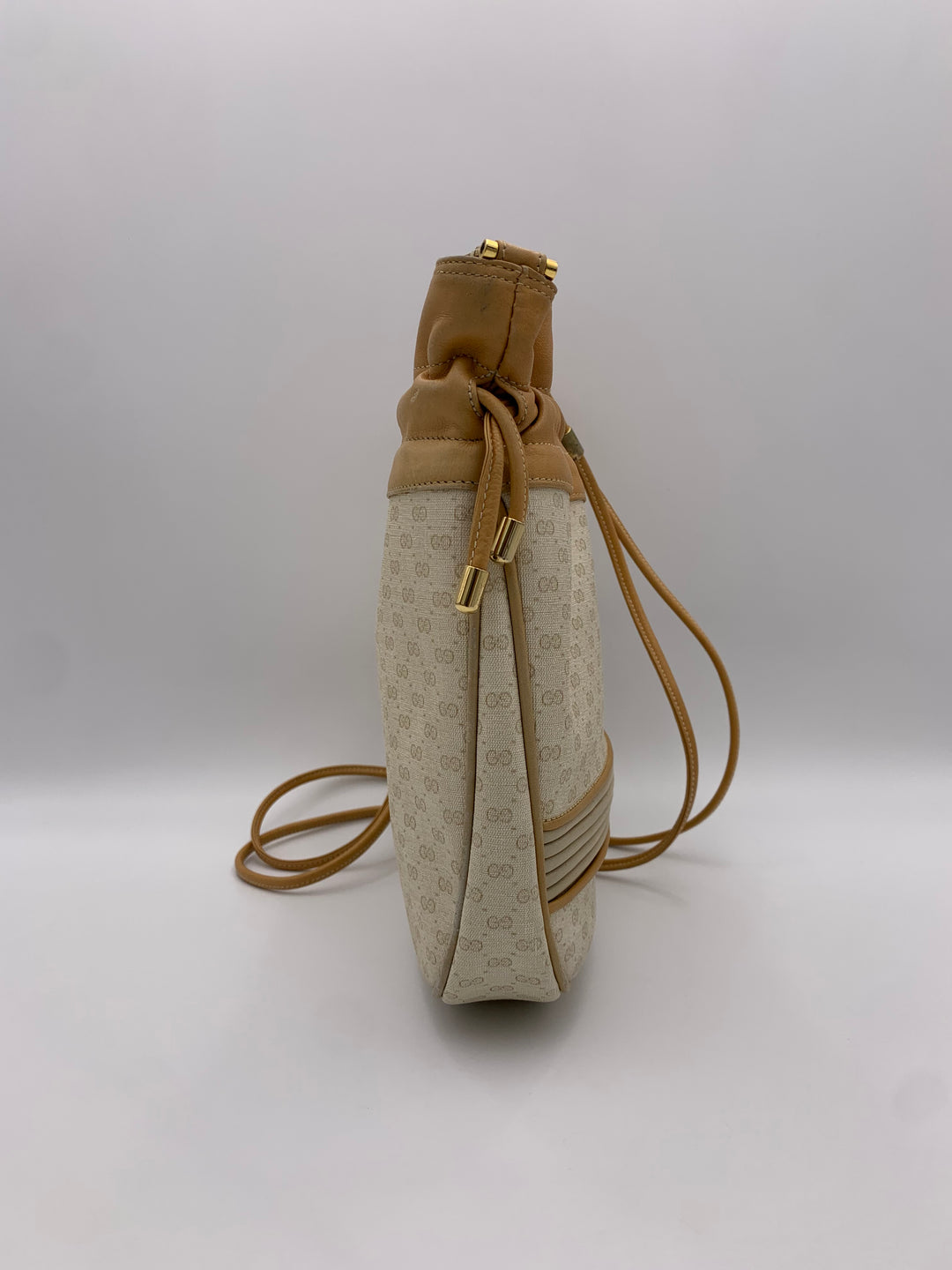 Gucci Micro GG White Vintage Bucket Bag with Pouch