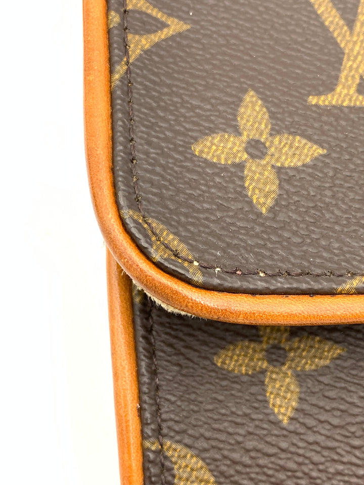 Louis Vuitton Monogram Twin Pochette GM