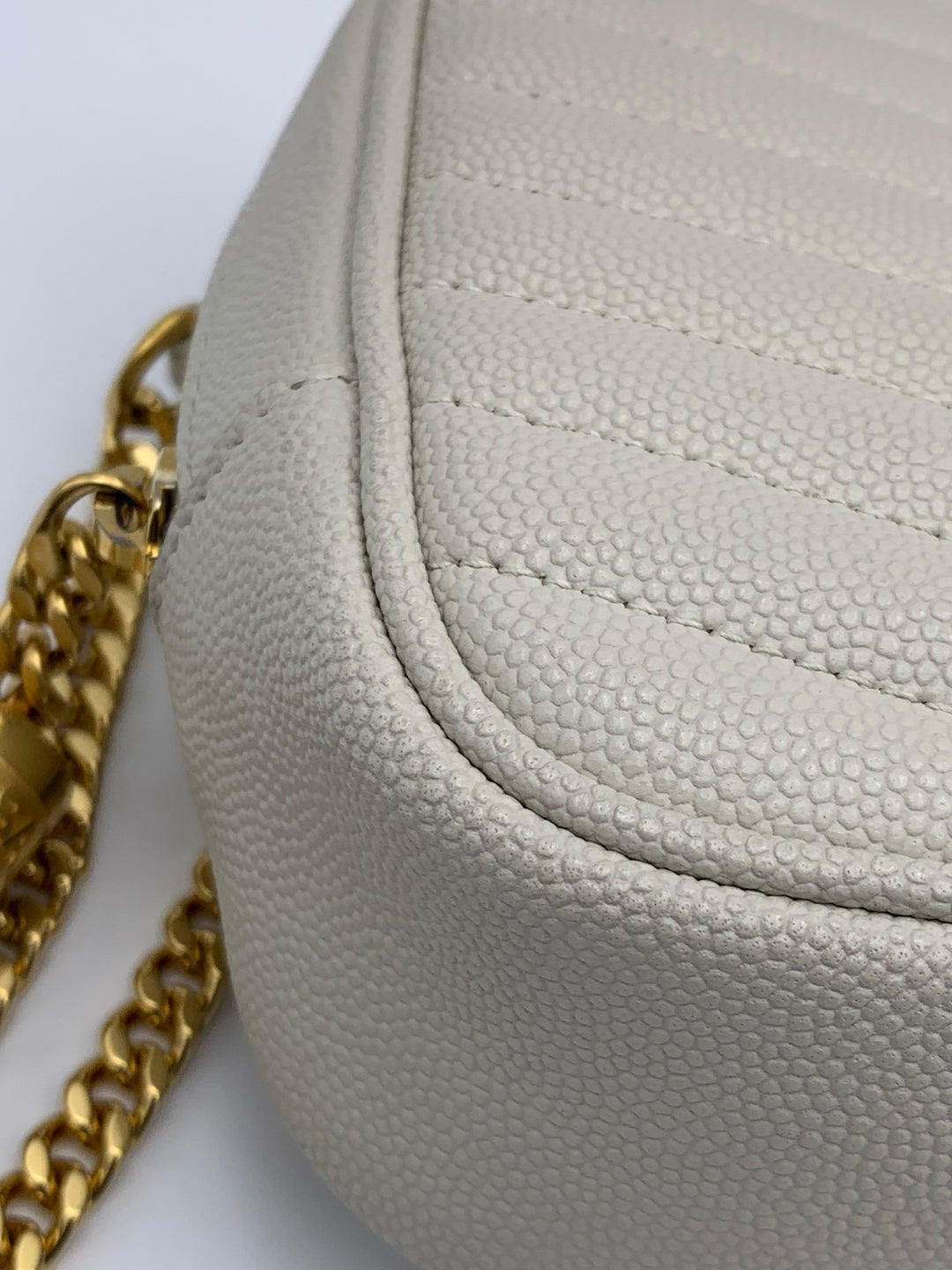 YSL Mini Lou Bag In Quilted Grain De Poudre Embossed Leather-White