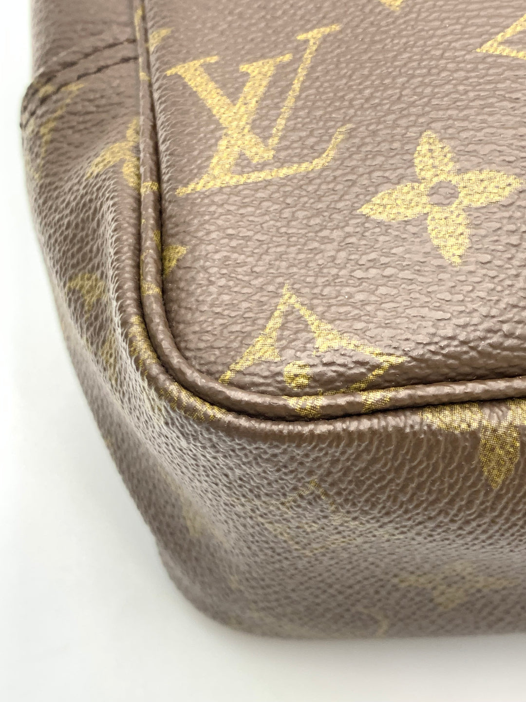 Louis Vuitton Monogram Toiletry Pouch 27