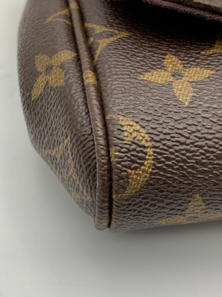 Louis Vuitton Monogram Favorite MM