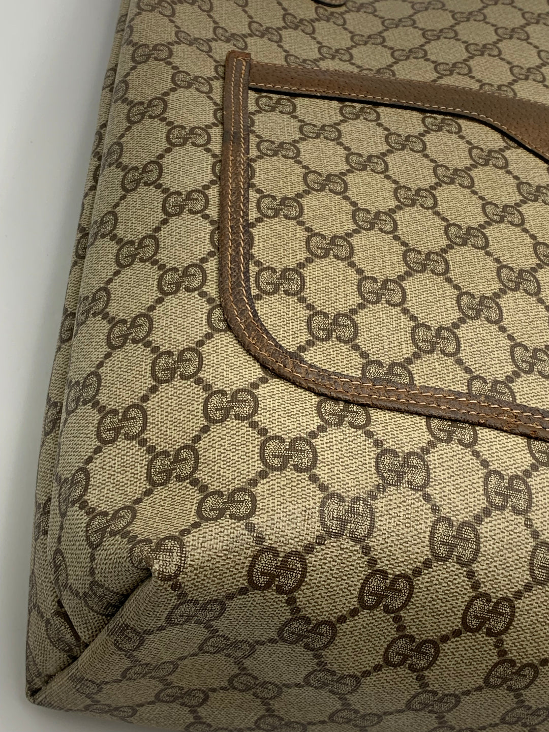 Gucci GG Supreme Sherry Line Tote Bag