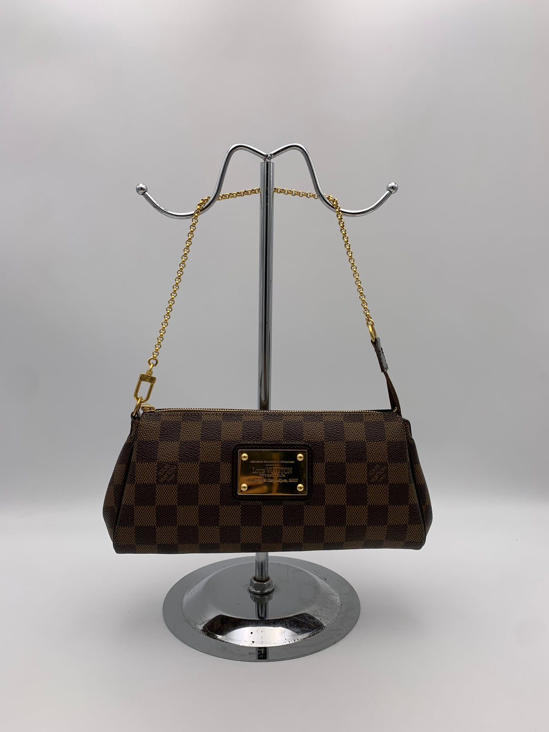 Louis Vuitton Damier Ebene Eva Clutch