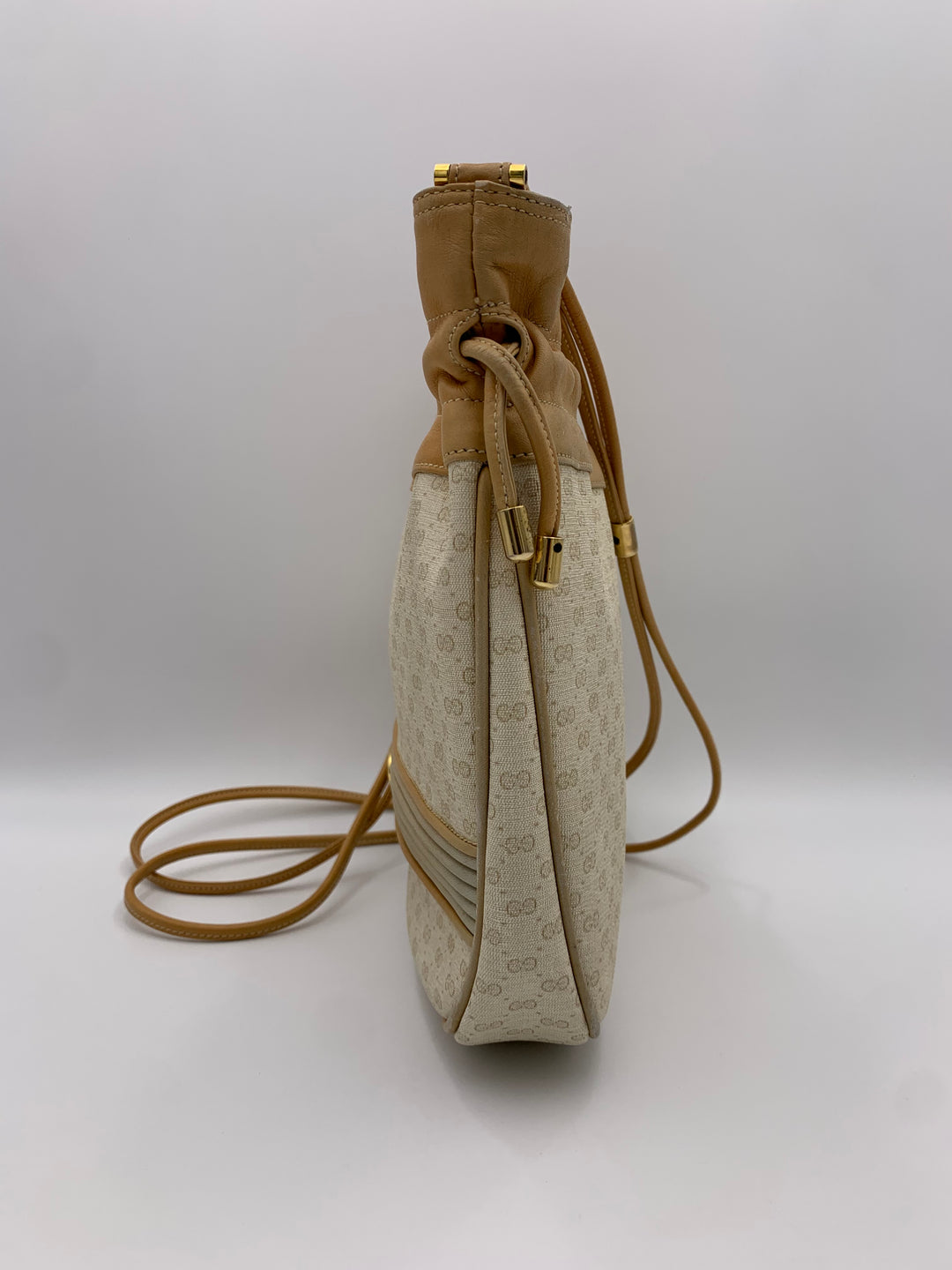 Gucci Micro GG White Vintage Bucket Bag with Pouch