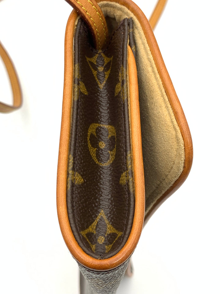 Louis Vuitton Monogram Twin Pochette GM