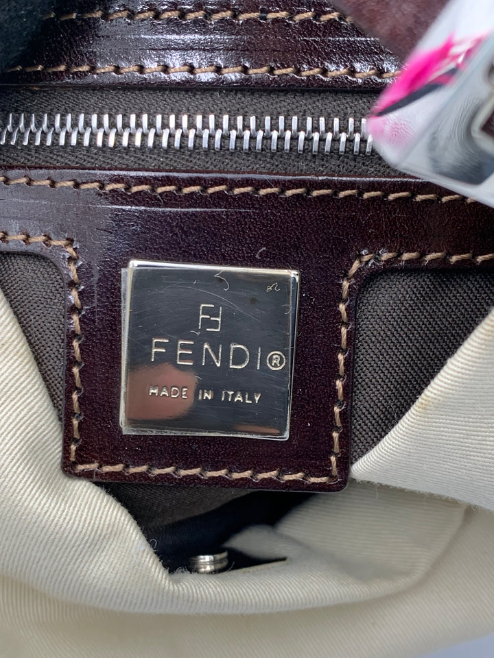 Fendi White Vintage Baguette Shoulder Bag