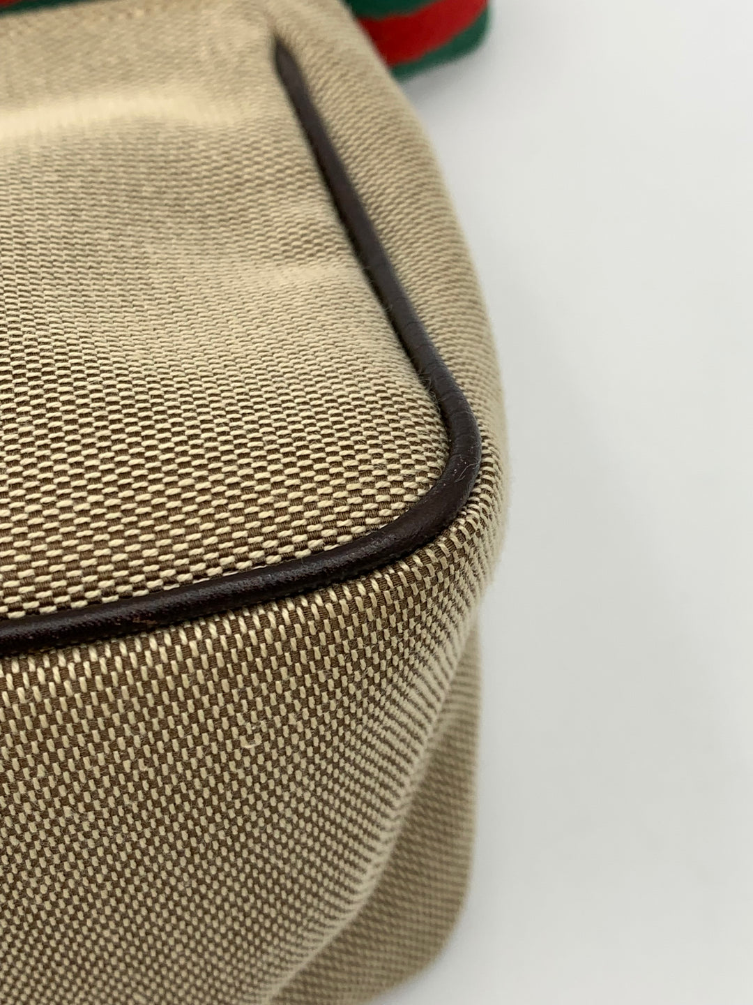 Gucci Beige Canvas Web Pochette