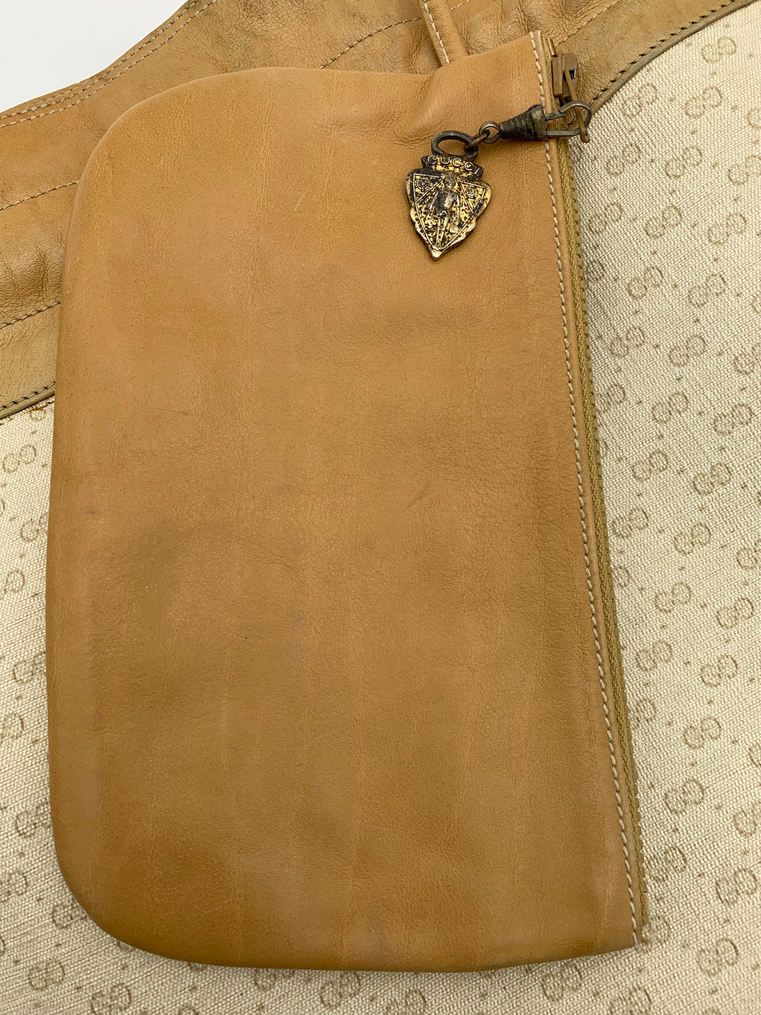 Gucci Micro GG White Vintage Bucket Bag with Pouch
