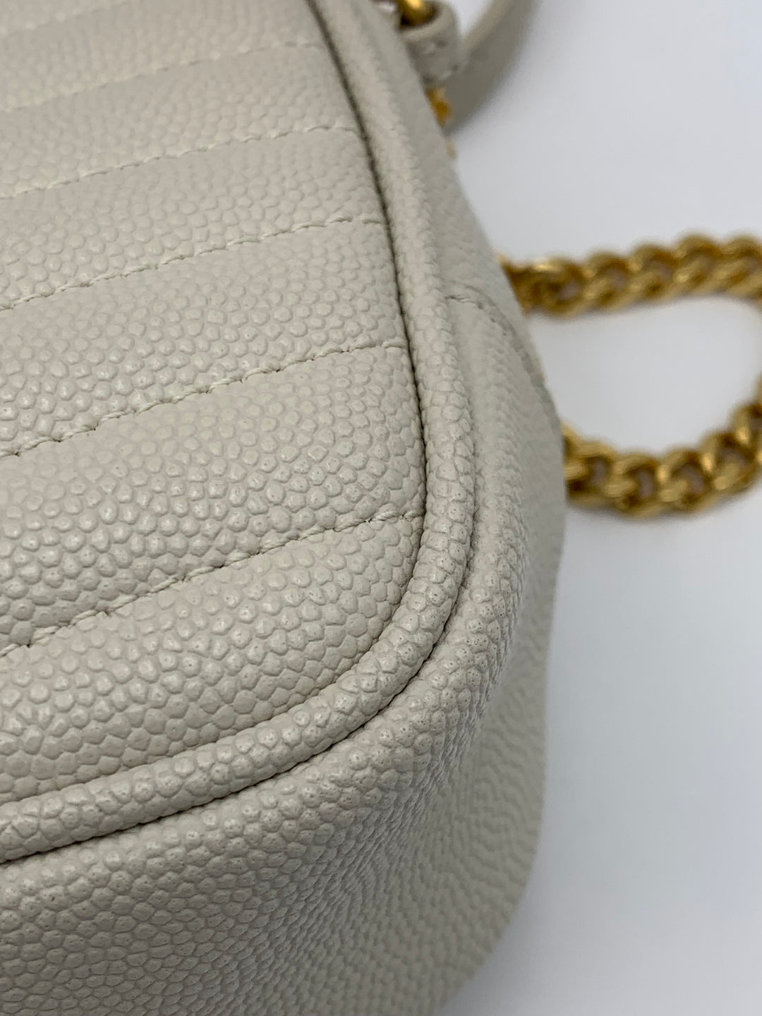 YSL Mini Lou Bag In Quilted Grain De Poudre Embossed Leather-White