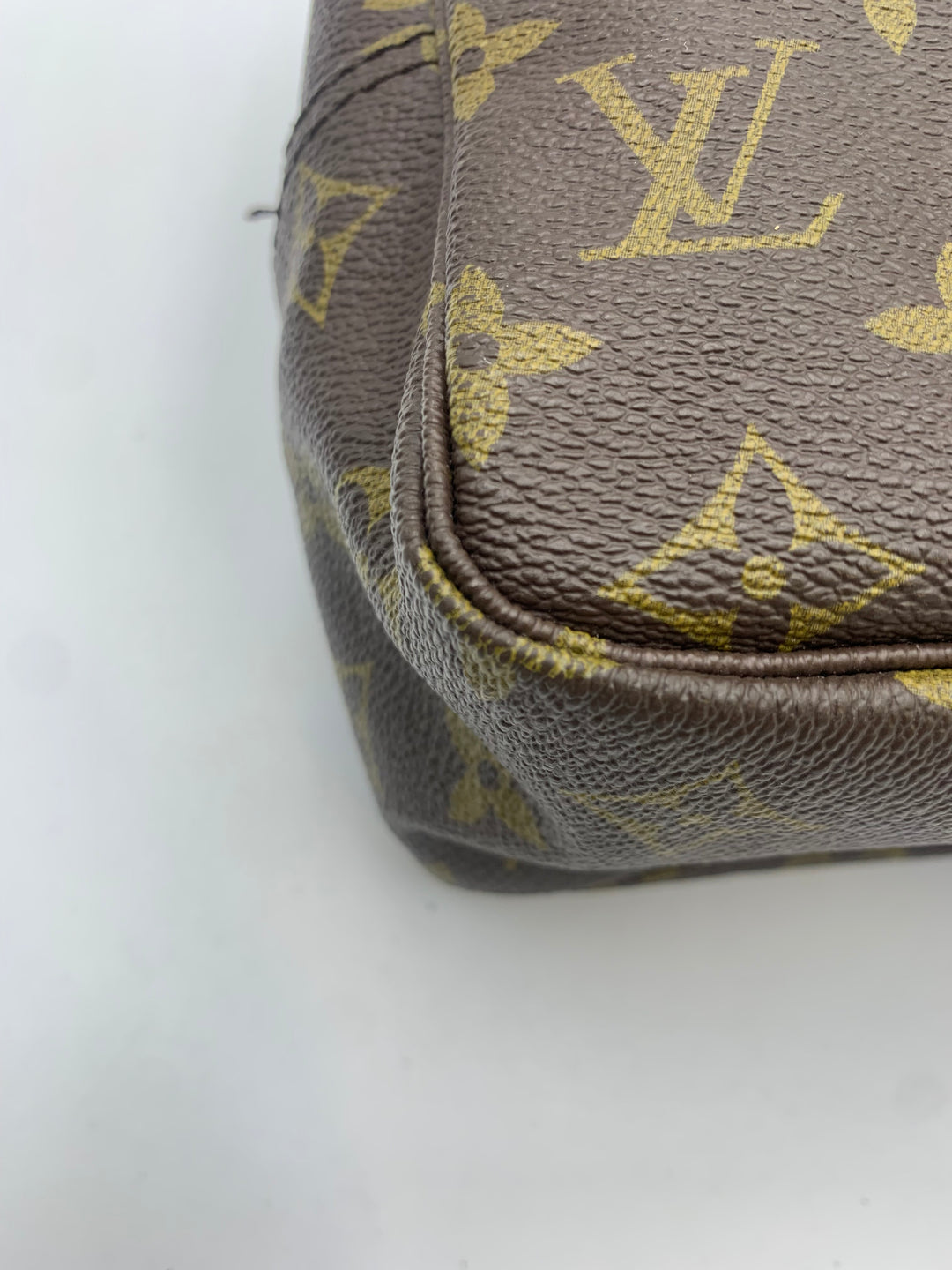 Louis Vuitton Monogram Trousse