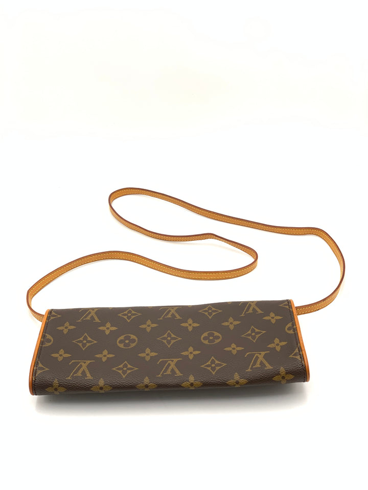 Louis Vuitton Monogram Twin Pochette GM