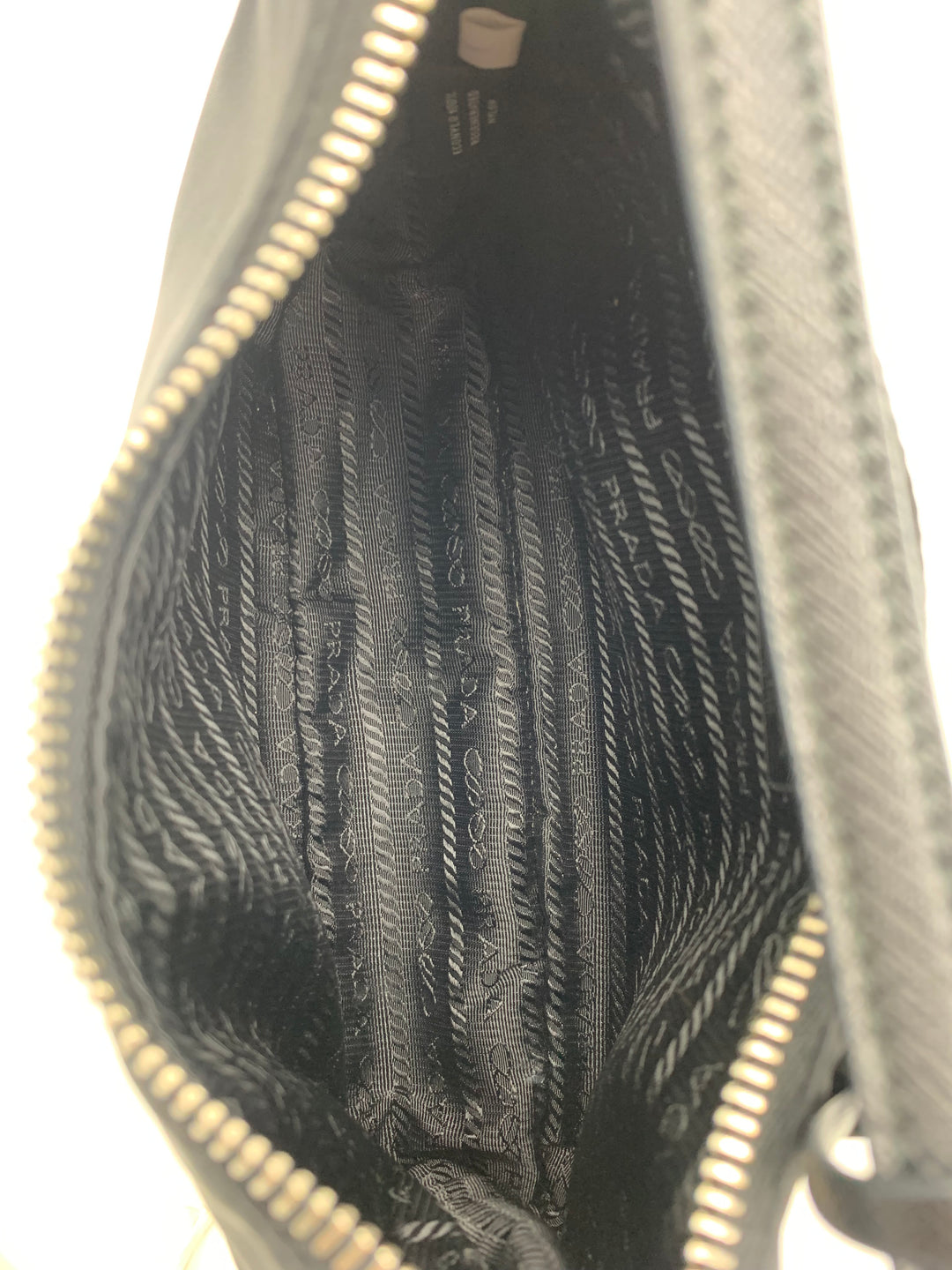 Prada Re-Edition 2005 Shoulder Bag in Nylon