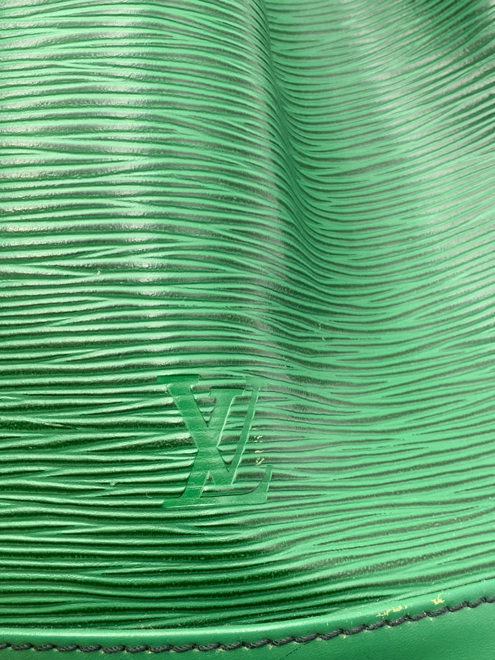 Louis Vuitton Vintage Noe GM Green Epi Leather Shoulder Bag
