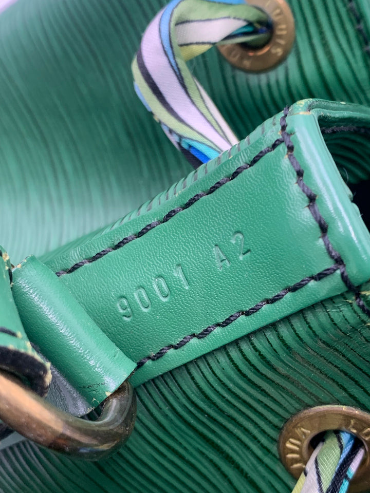 Louis Vuitton Vintage Noe GM Green Epi Leather Shoulder Bag