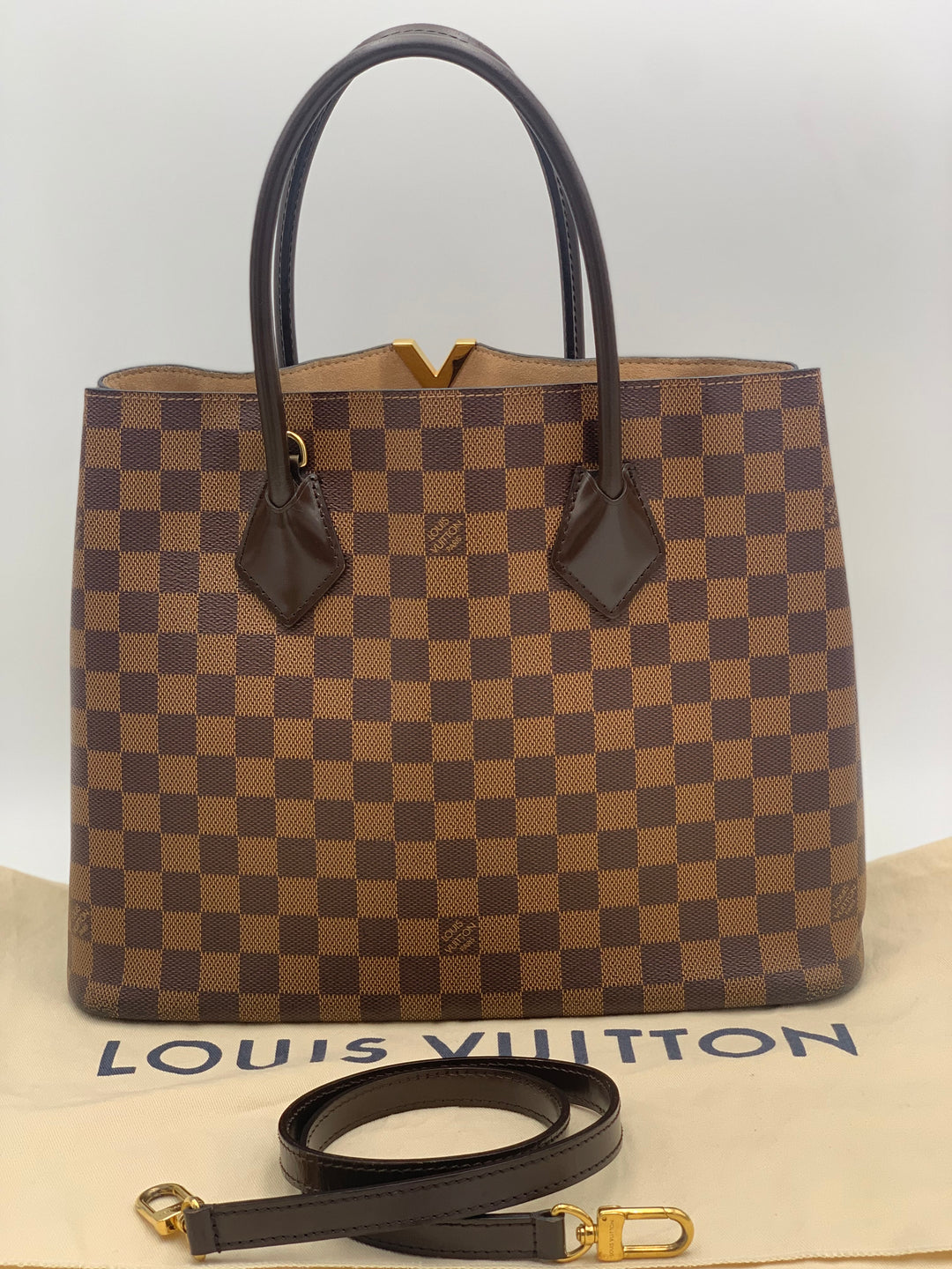Louis Vuitton Damier Ebene Kensington V
