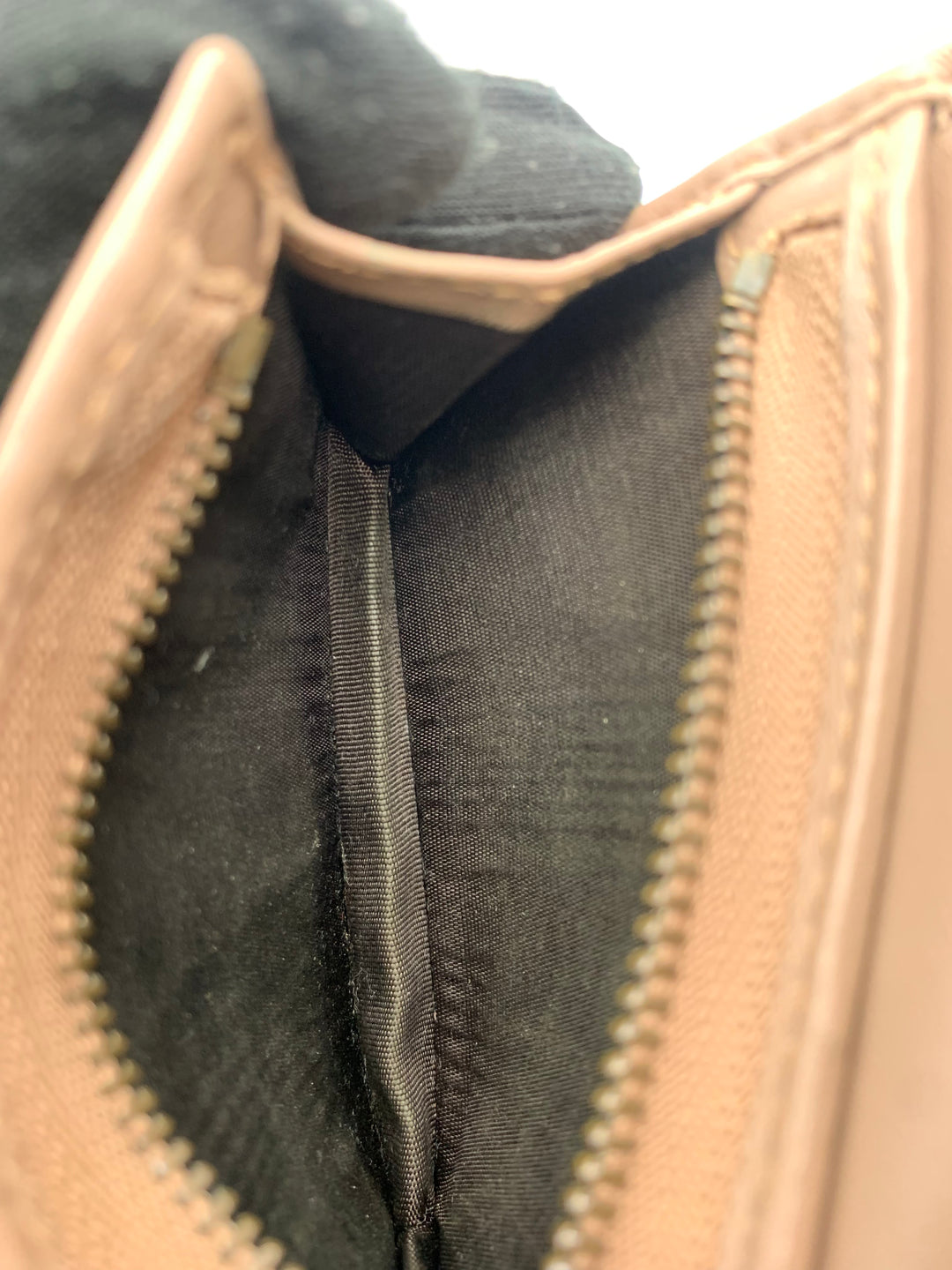 Gucci GG Marmont Beige Bifold Wallet