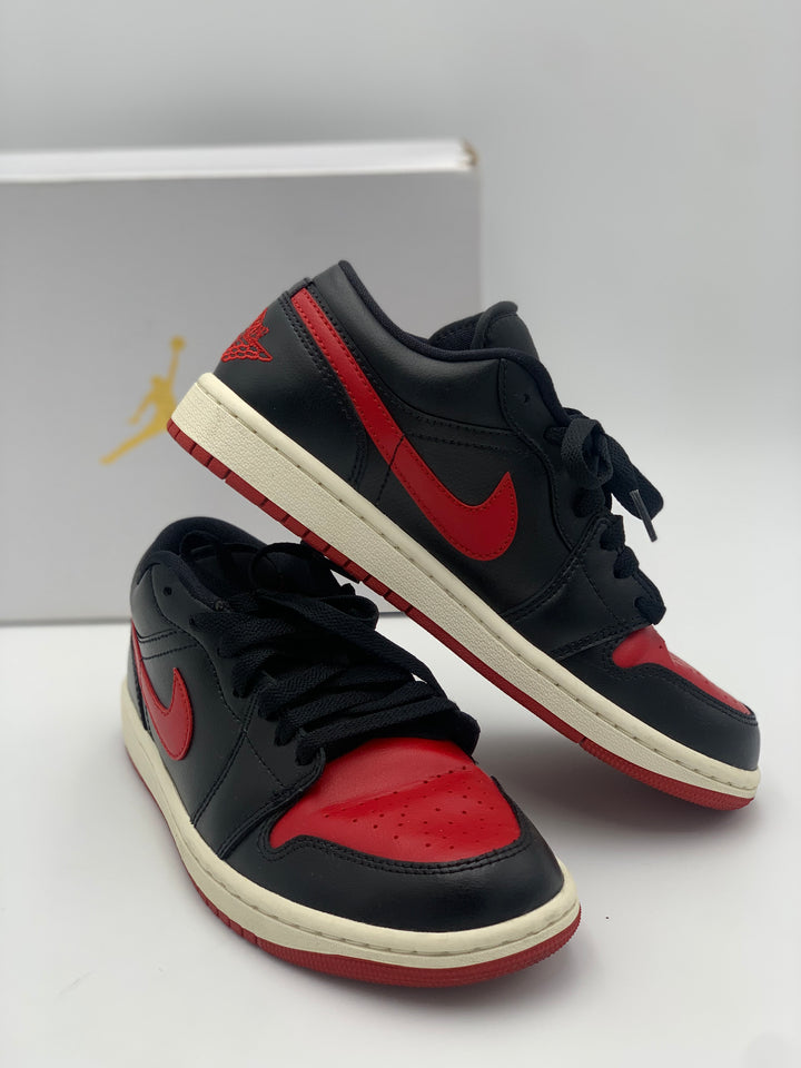 WMNS Air Jordan 1 Low - Size 7