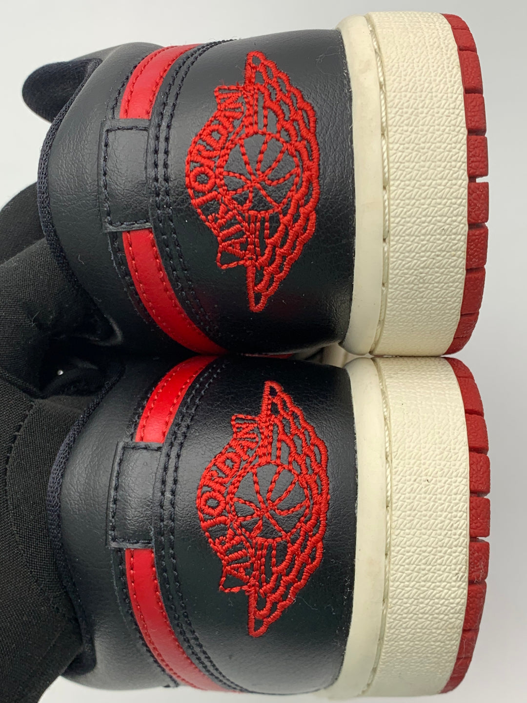 WMNS Air Jordan 1 Low - Size 7