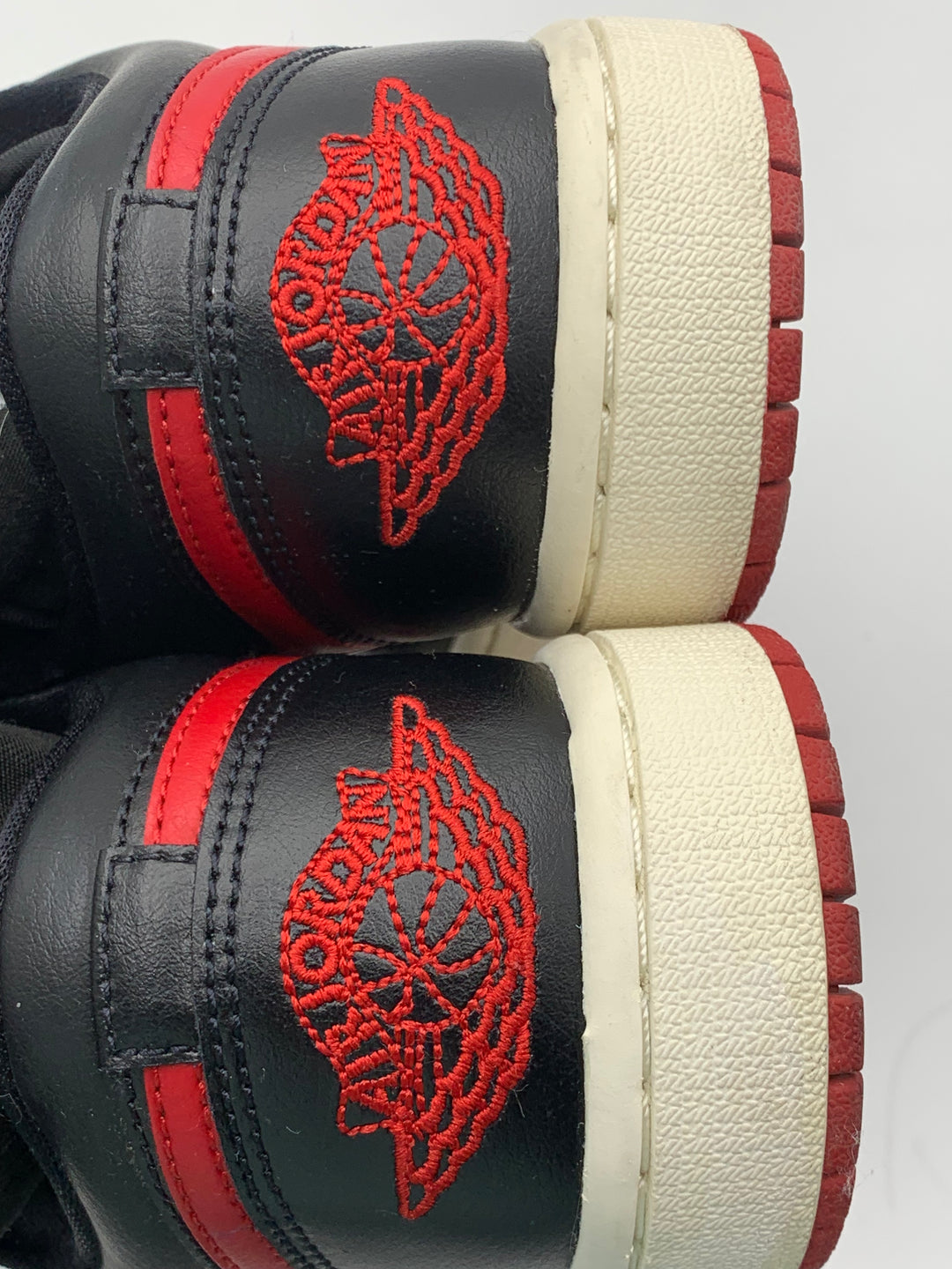 WMNS Air Jordan 1 Low - Size 8 / 25cm