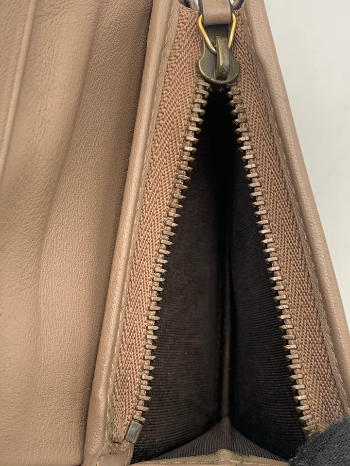 Gucci GG Beige Marmont Bifold Wallet