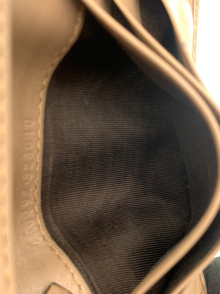 Gucci GG Beige Marmont Bifold Wallet