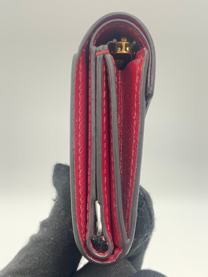 Louis Vuitton Fuchsia Zoe Wallet