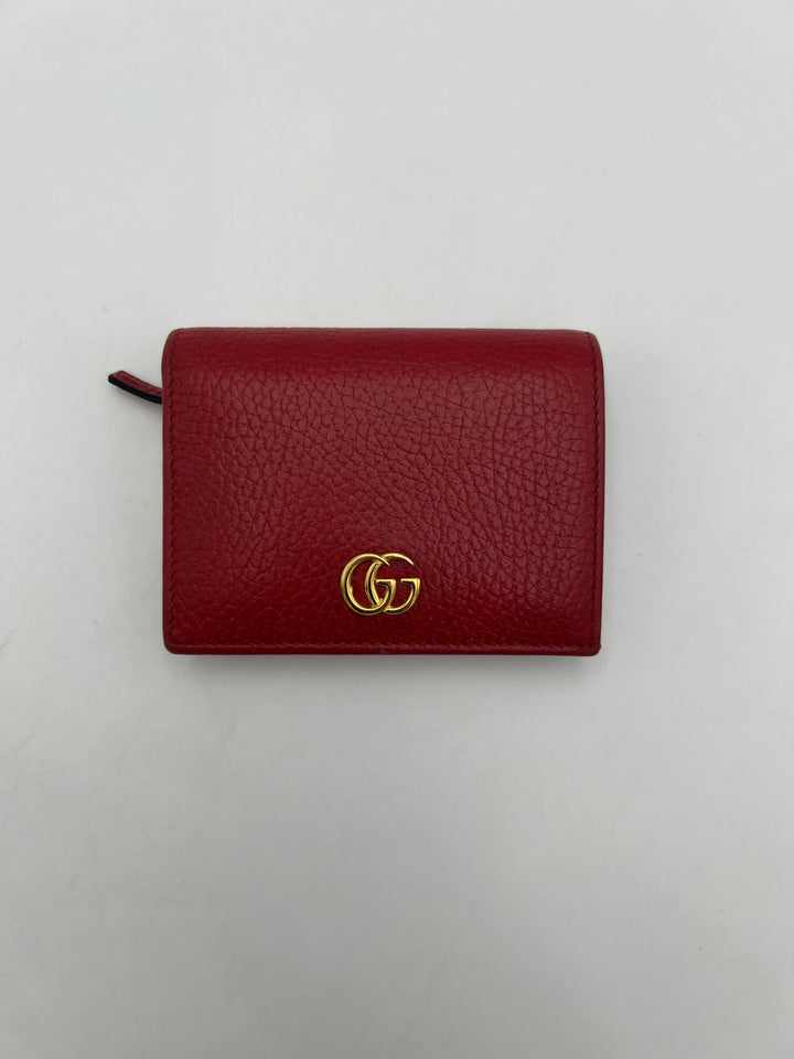 Gucci GG Red Petite Marmont Bi-fold Wallet