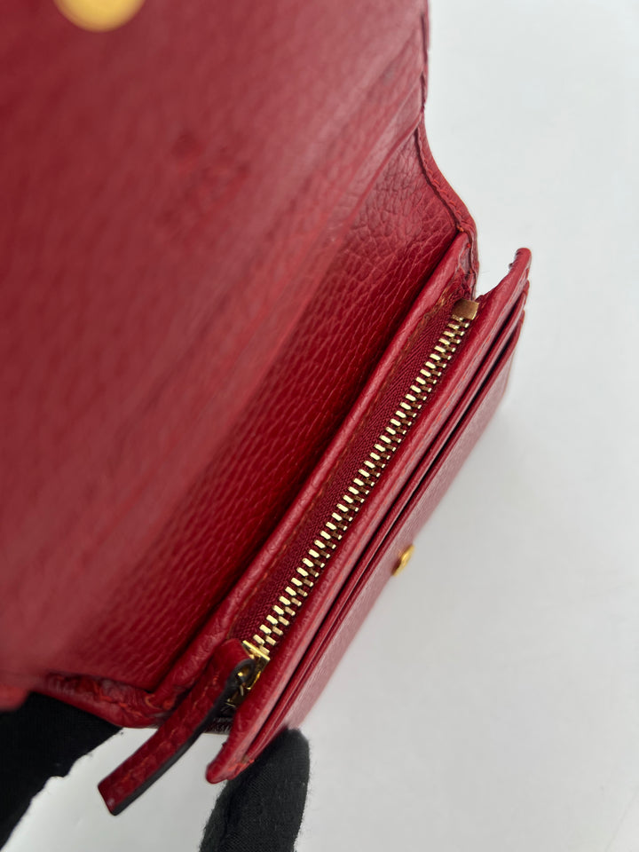 Gucci GG Red Petite Marmont Bi-fold Wallet