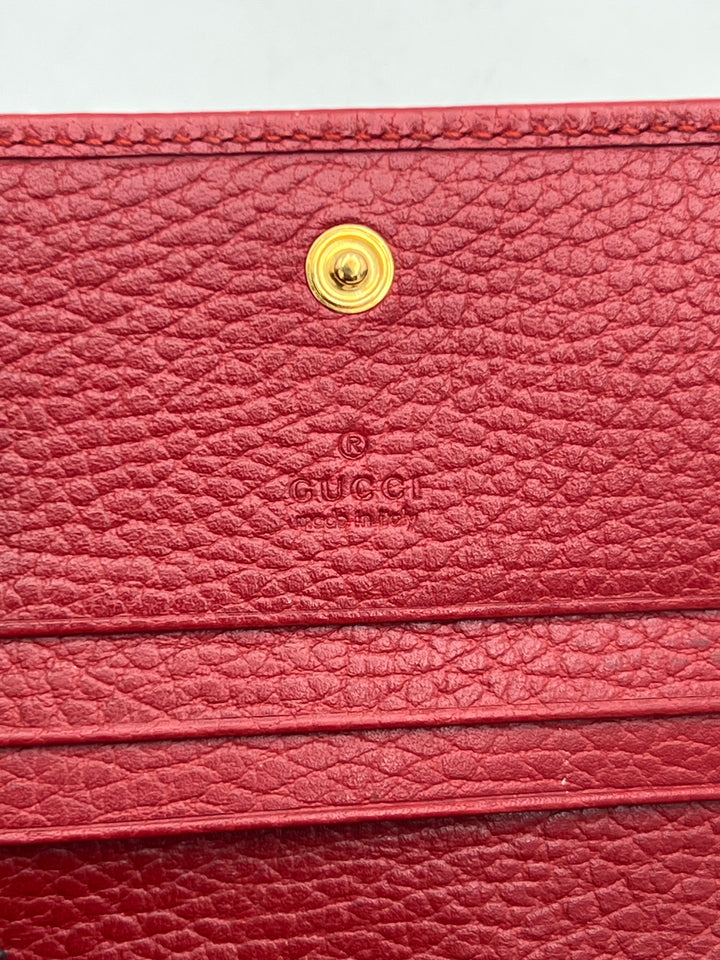 Gucci GG Red Petite Marmont Bi-fold Wallet