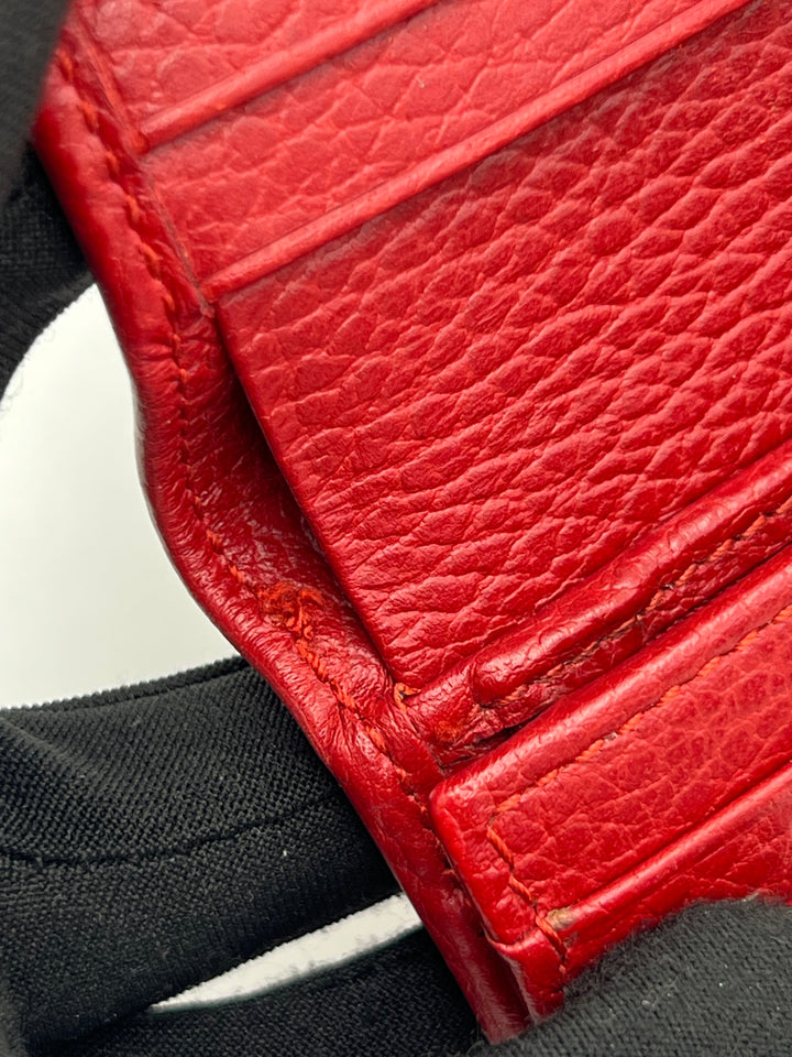Gucci GG Red Petite Marmont Bi-fold Wallet