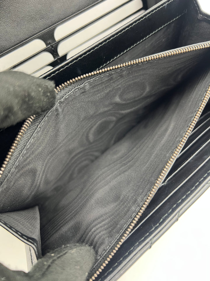 Gucci GG Marmont Matelasse Black Calfskin Chain Wallet