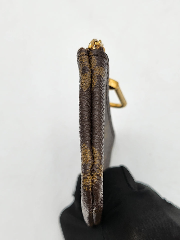 Louis Vuitton Monogram Key Cles