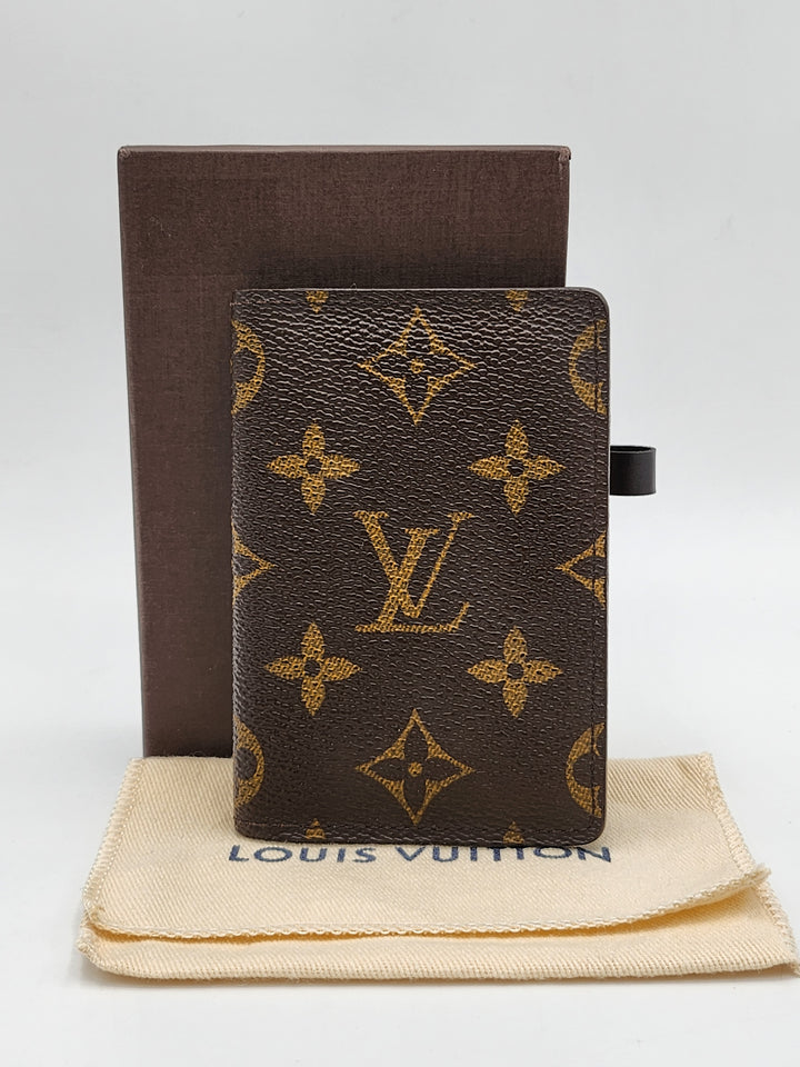 Louis Vuitton Monogram Card Case