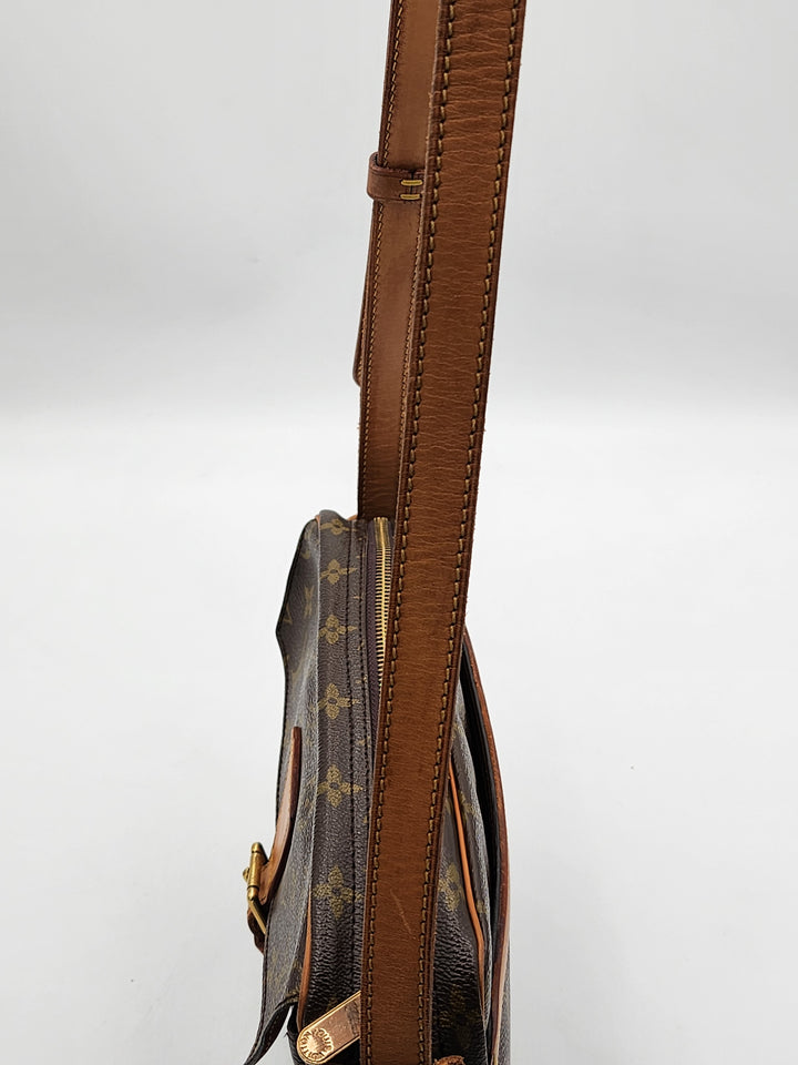 Louis Vuitton Monogram Jeune Fille MM