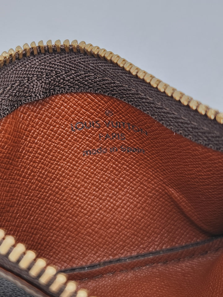 Louis Vuitton Monogram Key Cles